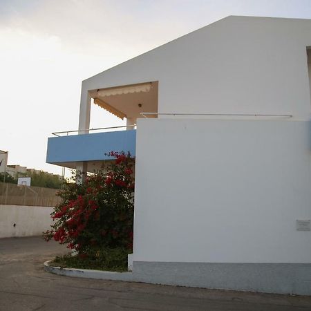 B&B Le Tre Spiagge Calasetta Exteriér fotografie